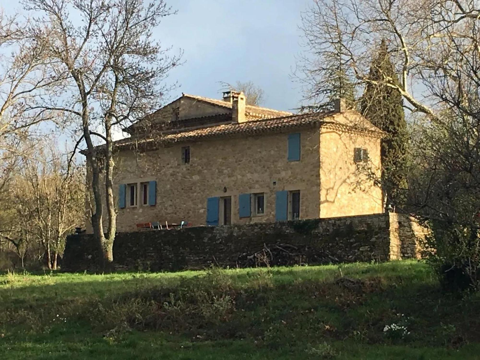 Villa Spacieuse Avec Jardin A Saignon Bagian luar foto